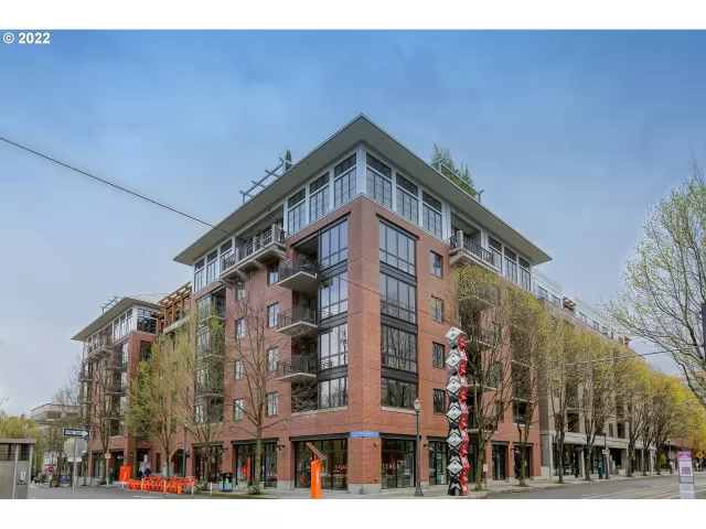 MLS: 22232776 Condo For Sale