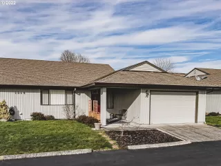 Photo #1: 22233520 Listing