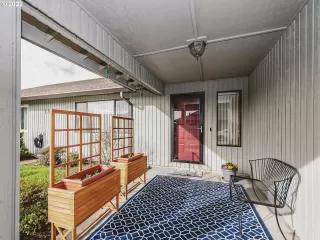 Photo #3: 22233520 Listing