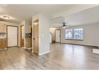 Photo #1: 22233836 Listing