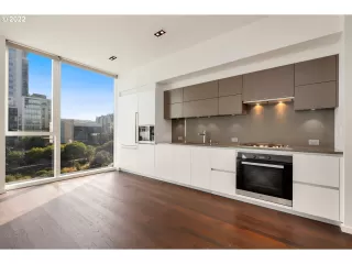 Photo #2: 22234405 Listing 