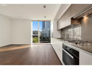 Photo #5: 22234405 Listing 