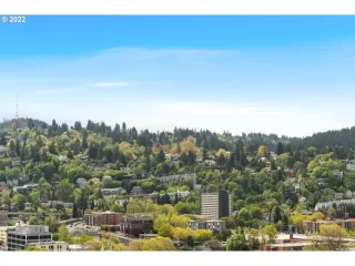 Photo #6: 22235055 Listing 