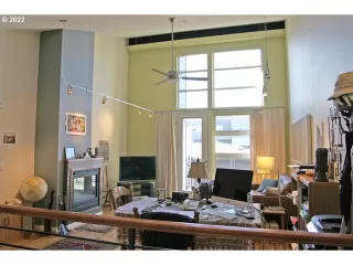 Photo #5: 22235351 Listing 