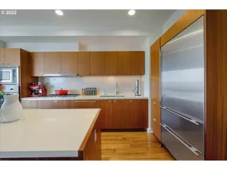 Photo #3: 22236670 Listing 