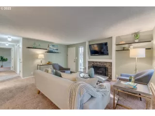 Photo #3: 22236824 Listing 
