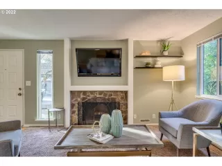 Photo #5: 22236824 Listing 