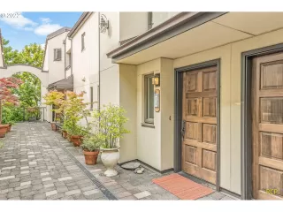 Photo #1: 22237064 Listing