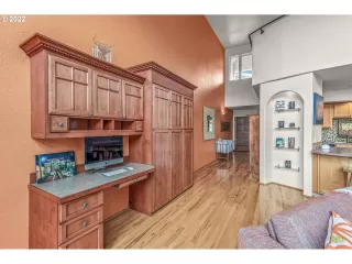 Photo #4: 22237064 Listing