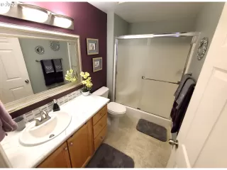 Photo #4: 22237131 Listing