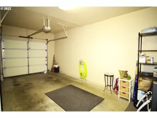 Photo #6: 22237131 Listing