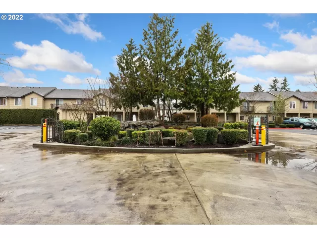 MLS: 22238966 Condo For Sale