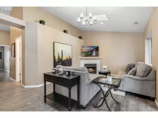 Photo #6: 22238966 Listing 