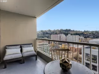 Photo #5: 22239093 Listing 