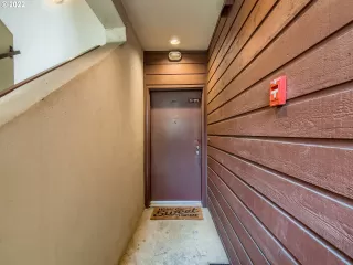 Photo #1: 22239515 Listing