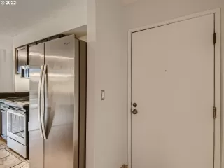 Photo #2: 22239515 Listing