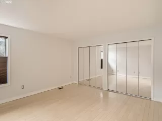 Photo #6: 22239515 Listing