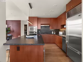 Photo #2: 22240347 Listing 