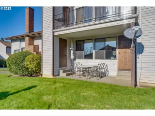 Photo #3: 22240477 Listing 