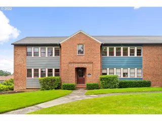 Photo #2: 22240838 Listing