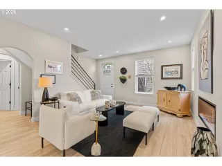 Photo #5: 222409079 Listing 