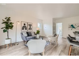 Photo #1: 22240979 Listing