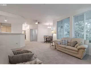 Photo #5: 22241428 Listing 