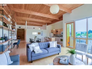 Photo #2: 22241819 Listing 