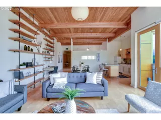 Photo #3: 22241819 Listing 