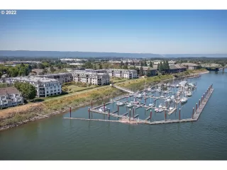 Photo #2: 22242301 Listing