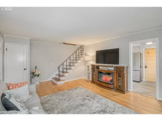 Photo #2: 22242410 Listing