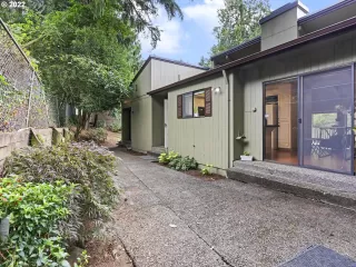 Photo #1: 22242507 Listing