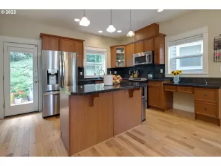 Photo #3: 22244036 Listing 