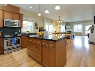 Photo #4: 22244036 Listing 