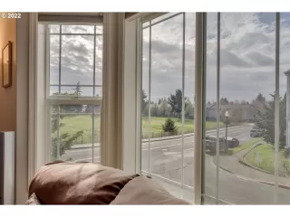 Photo #5: 22244445 Listing