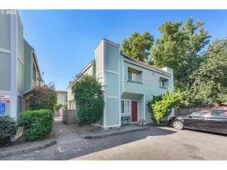 Photo #1: 22244812 Listing