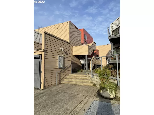 MLS: 22245584 Condo For Sale