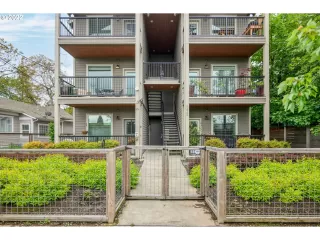 Click for more information on MLS # 22245734 : 5425 N MINNESOTA AVE 3 More Details about MLS # 22245734 : 5425 N MINNESOTA AVE 3