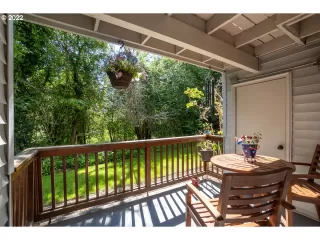 Photo #4: 22246045 Listing