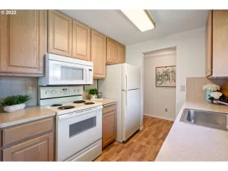 Photo #5: 22246626 Listing 