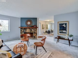 Photo #3: 22248141 Listing