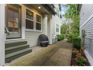 Photo #2: 22248358 Listing