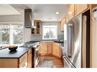 Photo #2: 22249295 Listing