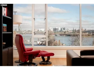 Photo #4: 22250672 Listing