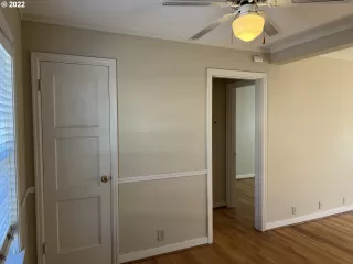 Photo #6: 22251182 Listing