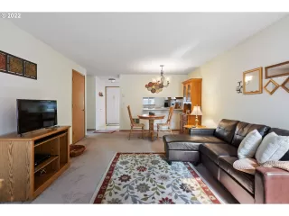 Photo #5: 22252046 Listing 