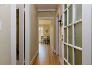 Photo #2: 22252107 Listing