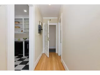 Photo #3: 22252107 Listing