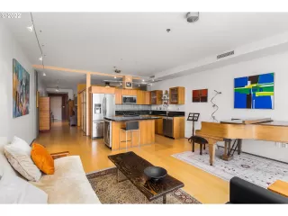 Photo #6: 22252578 Listing 