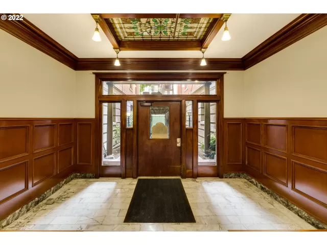 MLS: 22252759 Condo For Sale